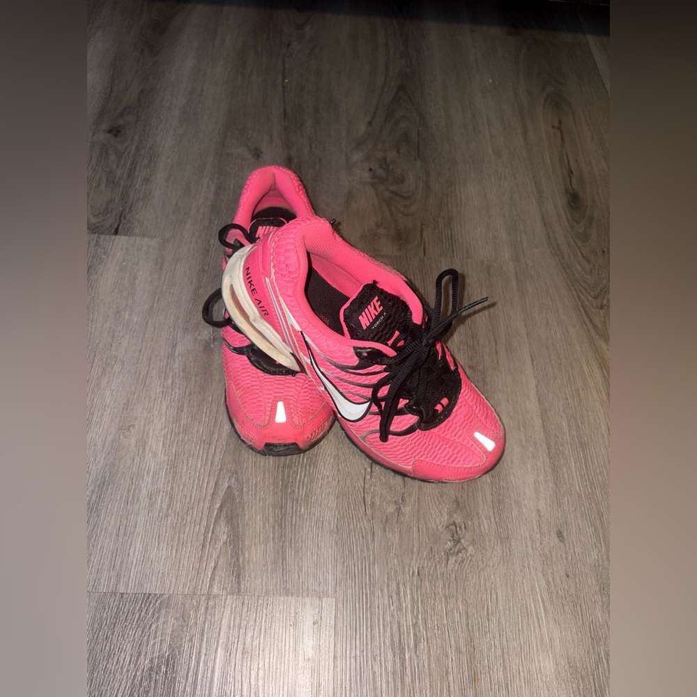 Nike | Pink Sneakers